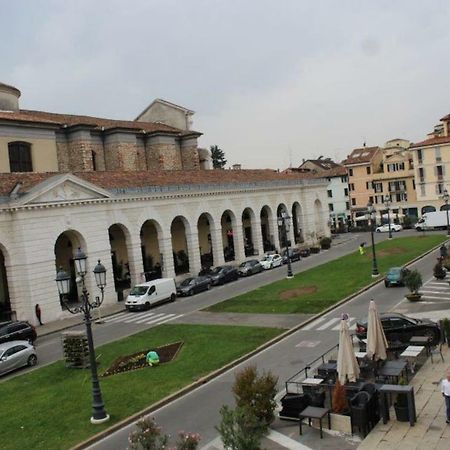 Il Bilocale Di Fabbio E Monica Apartment Brescia Bagian luar foto